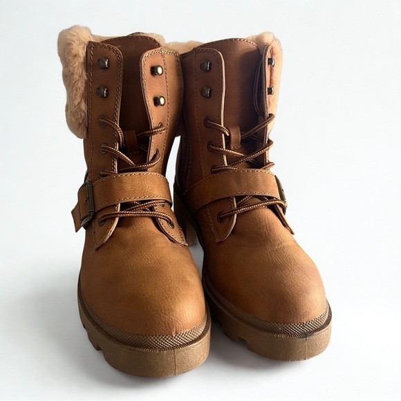Women's Fur-Lined Lace-Up Boots Size 7.5 Brown, tan - Picture 1 of 7